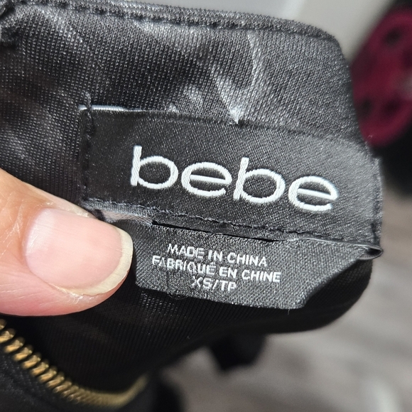 Bebe Black Mini Dress Eith Back Cut Out Design Zebra Print Sz XS - Picture 2 of 7